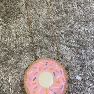 Donut purse